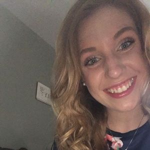 Meet your Posher, Abby